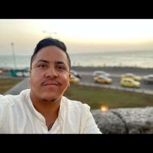 Meet your Posher, Emilio